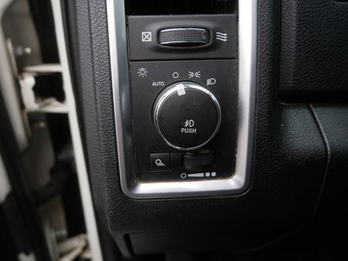 Used 2016 RAM 3500 Laramie Longhorn AWD/4WD image 24