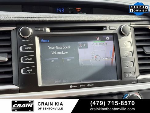 Used 2017 Toyota Highlander XLE image 16