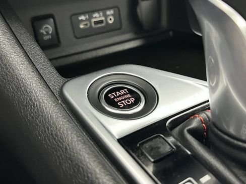 Used 2025 Nissan Sentra SR FWD image 20