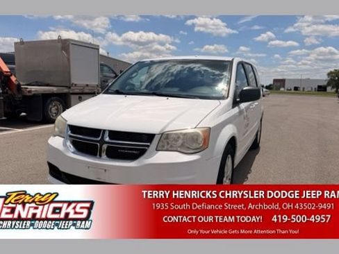 Used 2014 Dodge Grand Caravan SE w/ Quick Order Package 29E SE FWD image 1