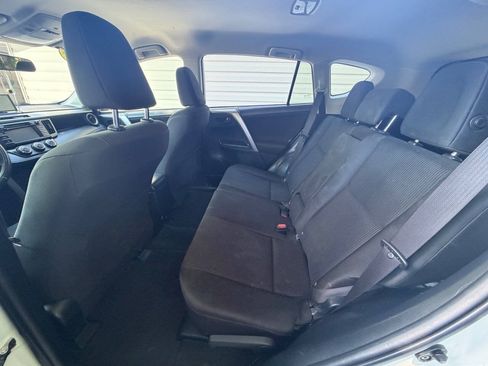 Used 2016 Toyota RAV4 LE FWD image 22