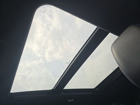 Certified 2023 Ford Explorer ST w/ Technology Package image 4