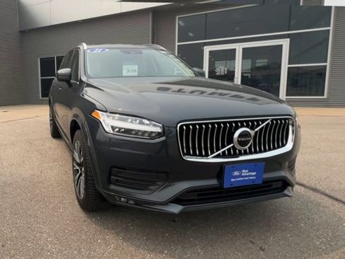 Used 2021 Volvo XC90 T6 Momentum AWD/4WD image 3