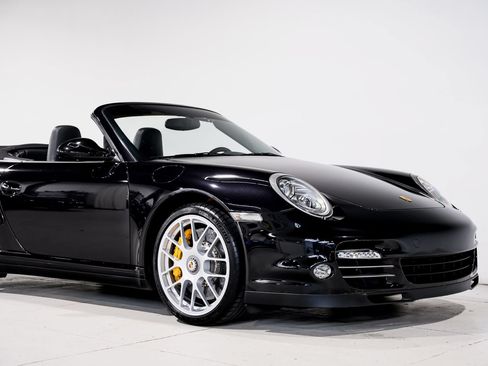 Used 2011 Porsche 911 Turbo S AWD/4WD image 41