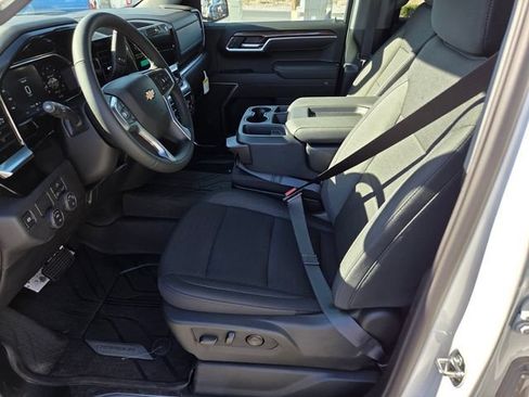 Used 2026 Chevrolet Silverado 1500 LT w/ All Star Edition Plus RWD image 6