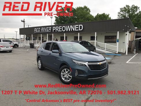 Used 2024 Chevrolet Equinox LT w/ Driver Convenience Package FWD image 1