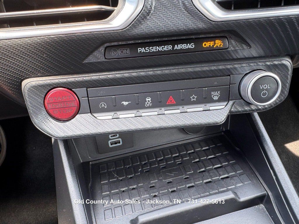 Used 2024 Ford Mustang Premium RWD image 31