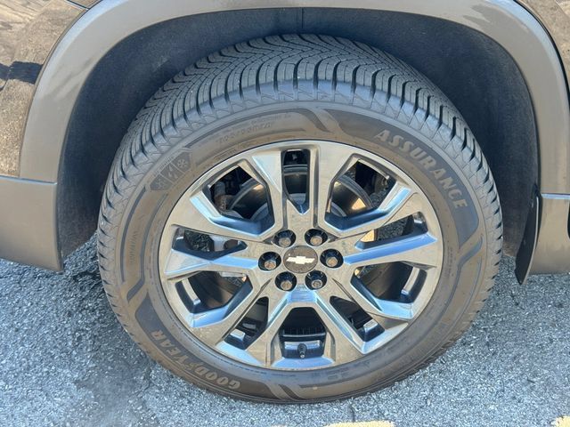 Used 2020 Chevrolet Traverse RS w/ LPO, Floor Liner Package AWD/4WD image 12