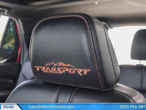 Certified 2025 Honda Pilot TrailSport image 27
