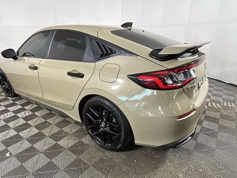 Used 2025 Honda Civic Sport image 5