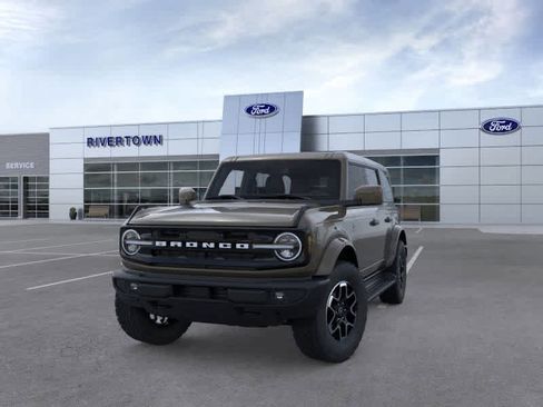 New 2026 Ford Bronco Outer Banks image 2