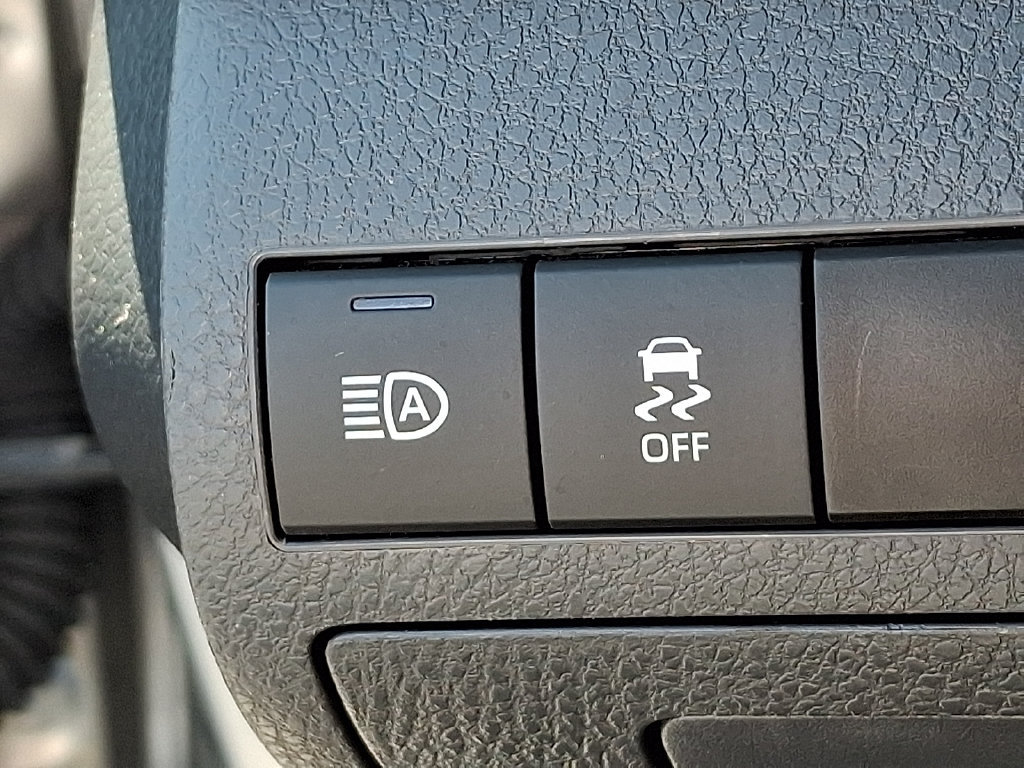 Used 2024 Toyota Camry SE FWD image 23