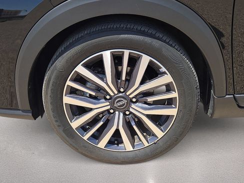 Used 2024 Nissan Kicks SV FWD image 10