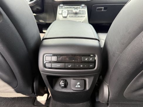 Used 2021 Hyundai Palisade Limited w/ Cargo Package AWD/4WD image 14