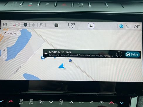 New 2026 Jeep Grand Cherokee L Limited w/ Limited Altitude Package image 6