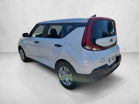 Used 2020 Kia Soul LX image 7