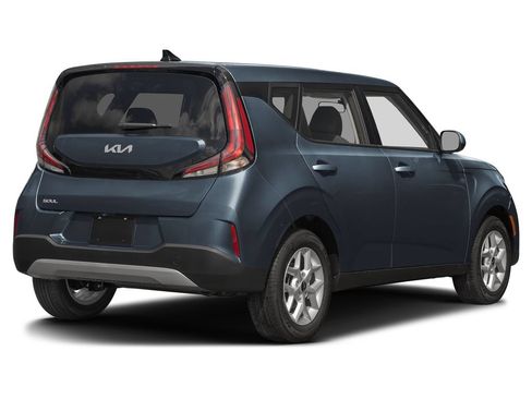 Used 2025 Kia Soul LX w/ LX Technology Package FWD image 2