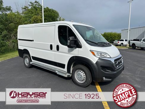 Used 2025 RAM ProMaster 2500 w/ U-Haul Equipment Group FWD image 6