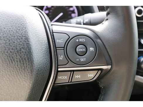 Used 2023 Toyota Camry SE w/ Convenience Package FWD image 18