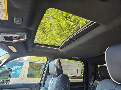 New 2026 RAM 2500 Limited image 38