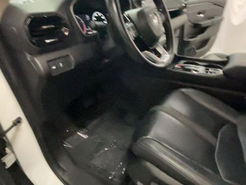 Used 2023 Honda Pilot EX-L image 32