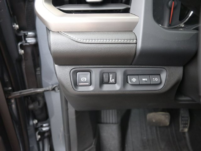 Used 2022 GMC Acadia Denali w/ Denali Ultimate Package AWD/4WD image 34