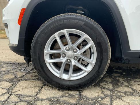 Used 2023 Jeep Grand Cherokee L Laredo w/ Luxury Tech Group I image 25