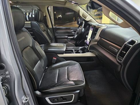 Used 2019 RAM 1500 Laramie image 30