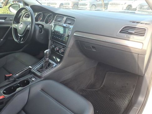 Used 2018 Volkswagen Golf Alltrack SE image 10