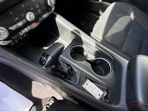Used 2025 Dodge Durango GT image 24