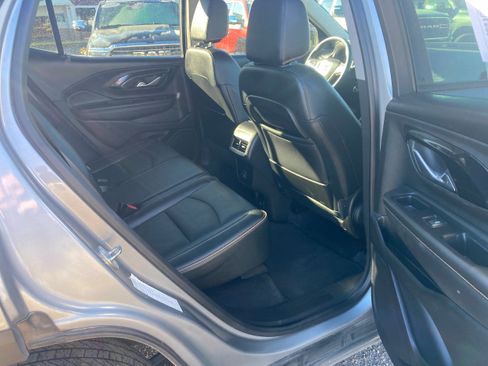 Used 2023 GMC Terrain AT4 image 13