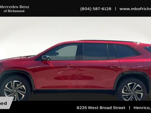 Used 2025 Buick Enclave Sport Touring w/ Power Package FWD image 7