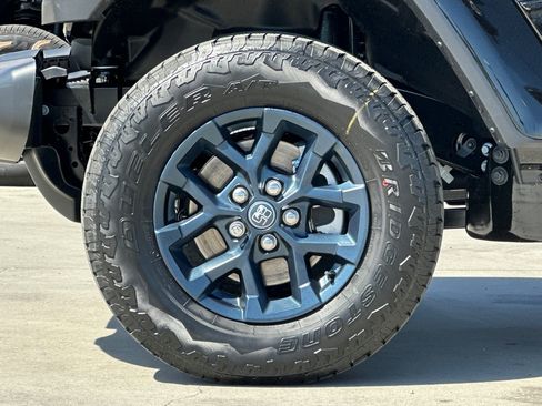 New 2026 Jeep Gladiator Sport AWD/4WD image 26