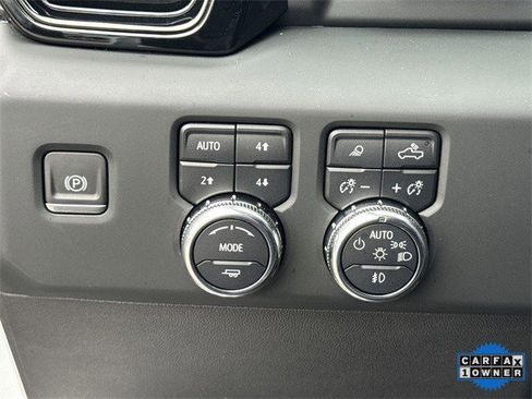 Used 2024 GMC Sierra 1500 AT4X image 40