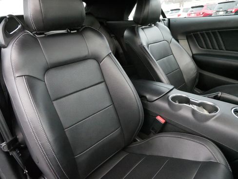 Used 2023 Ford Mustang Premium image 11