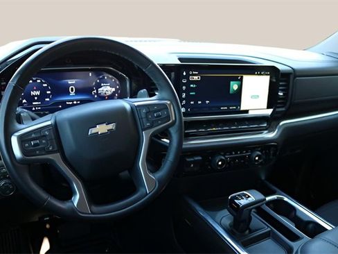 Used 2024 Chevrolet Silverado 1500 LT image 14