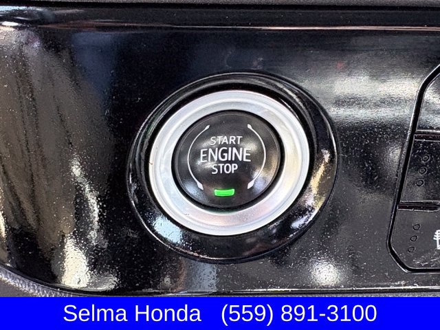 Used 2023 GMC Sierra 1500 SLT w/ SLT Premium Package AWD/4WD image 16