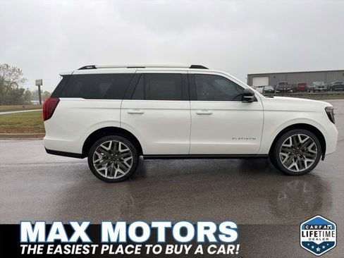New 2025 Ford Expedition Platinum w/ Platinum Ultimate Package AWD/4WD image 22