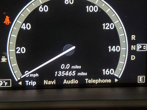 Used 2011 Mercedes-Benz S 550 image 35