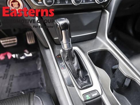 Used 2018 Honda Accord Sport image 12