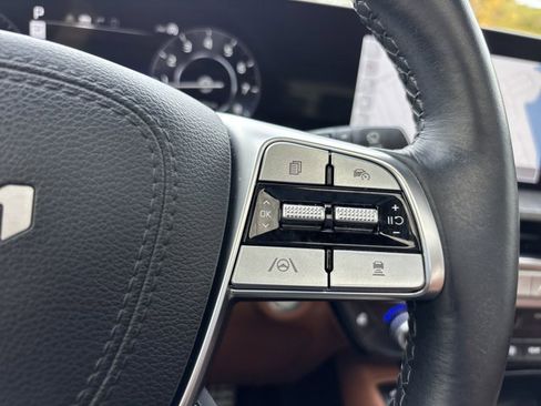 Used 2025 Kia Telluride SX Prestige X-Line image 32