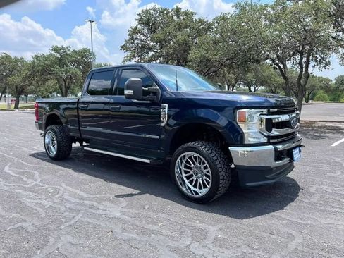 Used 2022 Ford F250 XLT AWD/4WD image 9