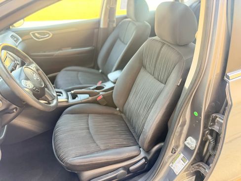 Used 2016 Nissan Sentra SV FWD image 17