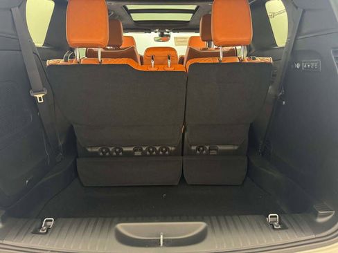 New 2026 Chrysler Pacifica Pinnacle image 19