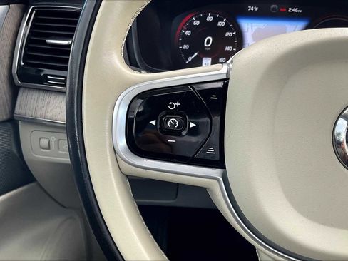 Used 2022 Volvo XC90 T8 Inscription image 21