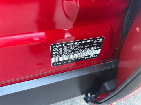 New 2026 Mitsubishi Outlander SEL image 37