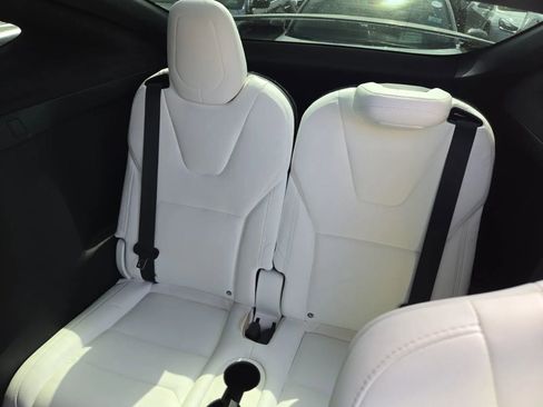 Used 2019 Tesla Model X Long Range AWD/4WD image 4
