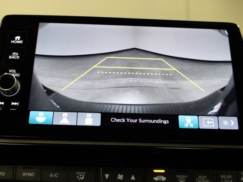 Used 2025 Honda Odyssey Elite image 31