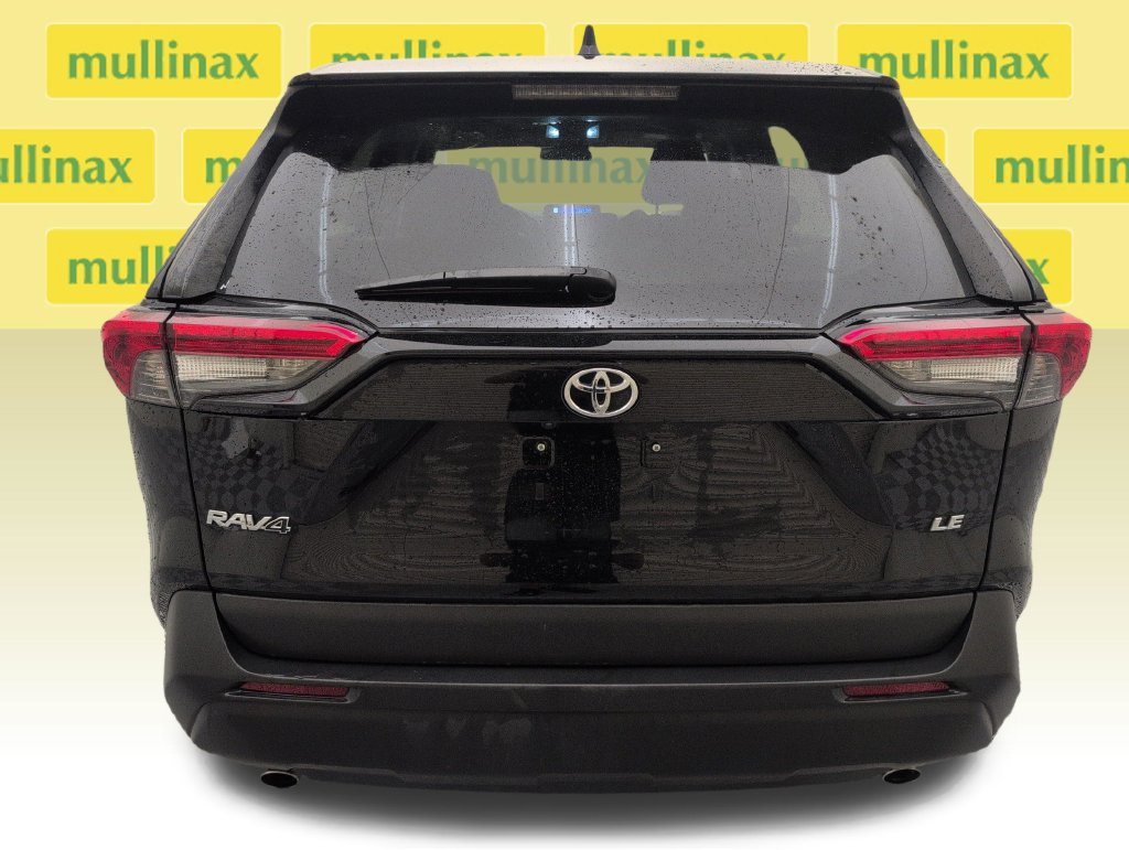 Used 2024 Toyota RAV4 LE FWD image 29