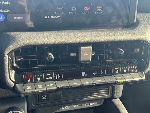 Used 2024 Toyota Land Cruiser image 39